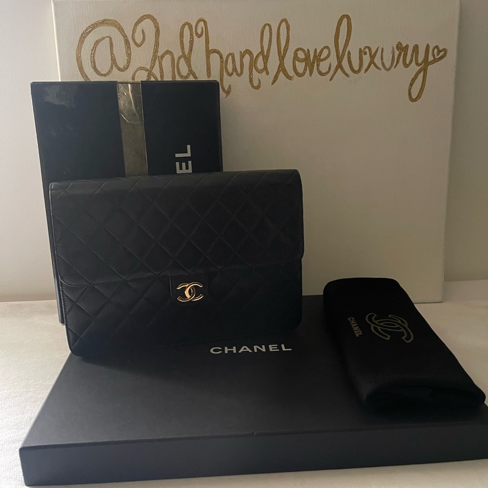AUTHENTIC CHANEL QUILTED LAMBSKIN CC FLAP BAG